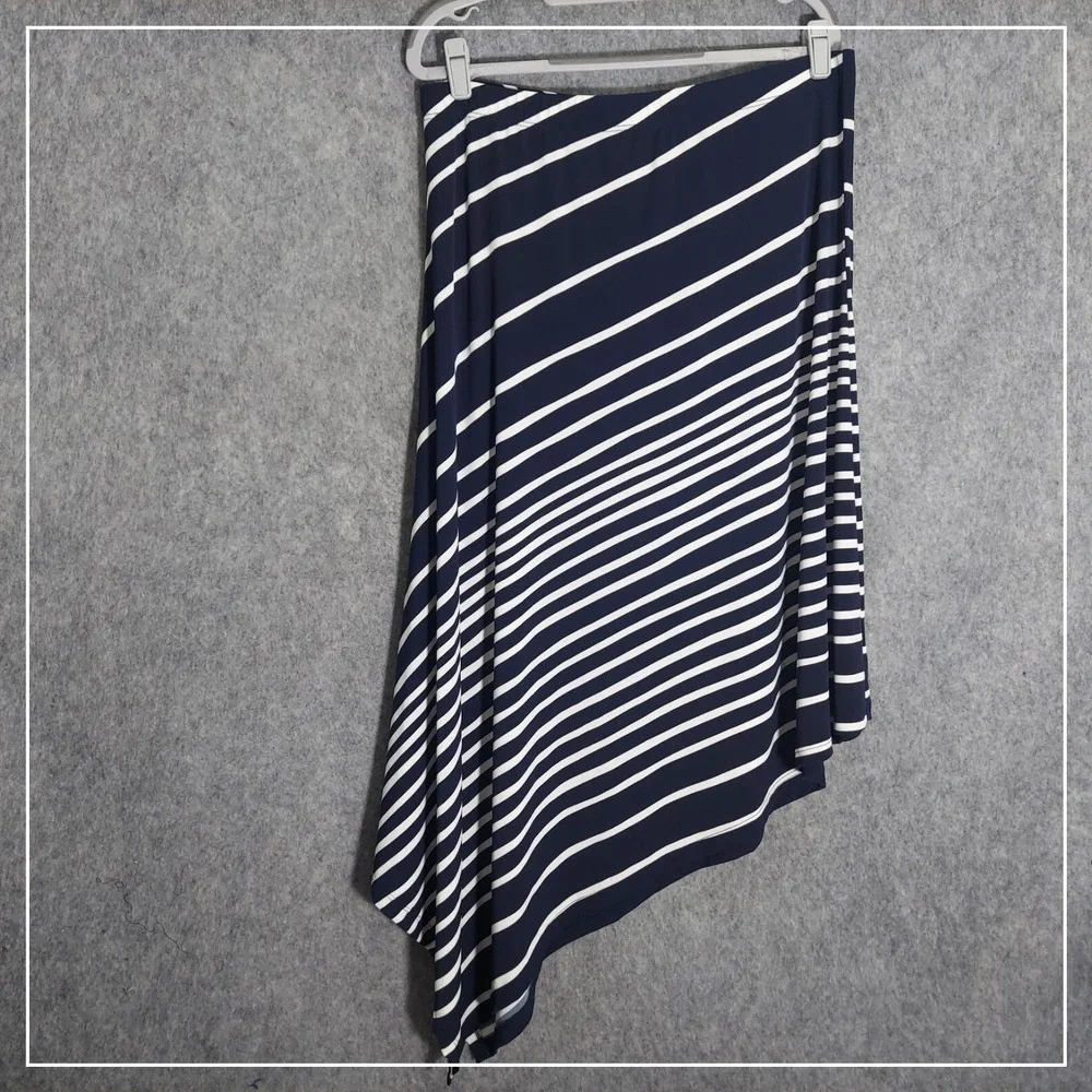 Chicos Size 2 L‎ Skirt Slinky Stretch Flowy Asymmetric Lightweight Comfort Fit